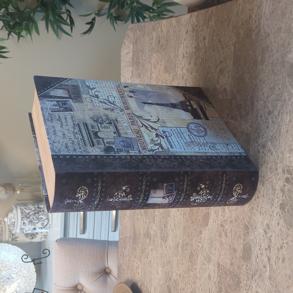 Storage book